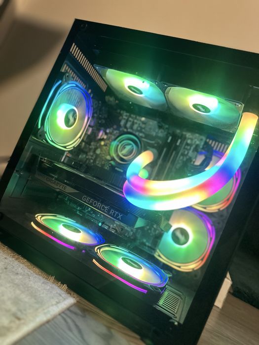 Vand/Schimb Pc gaming I5 - 14600KF 5060TI
