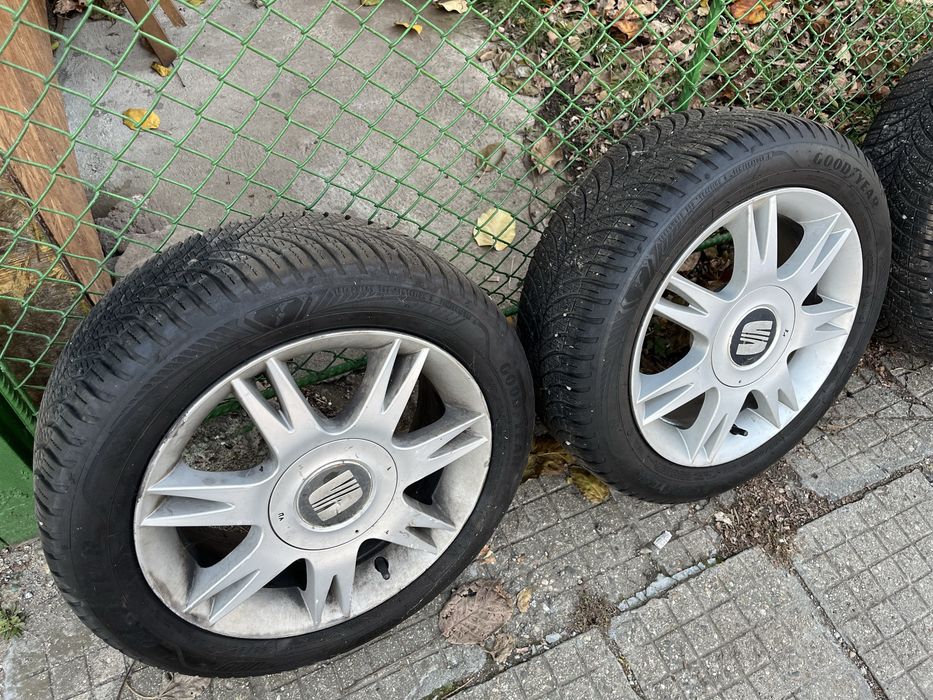 Оригинални джанти със всесезонни гуми GOODYEAR 15" 5х100 SEAT