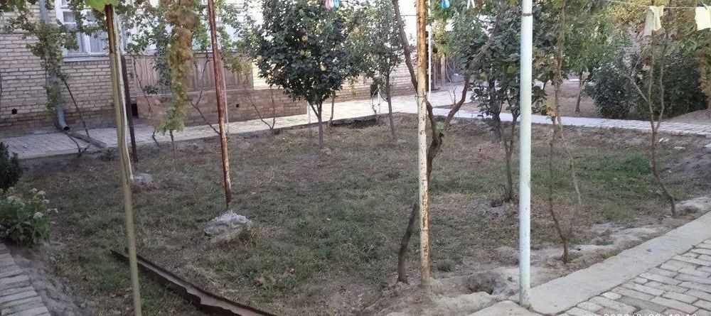 Продаётся дом в центре города, по улице Льва Толстого