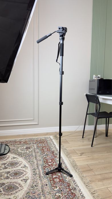 Продам монопод tripod