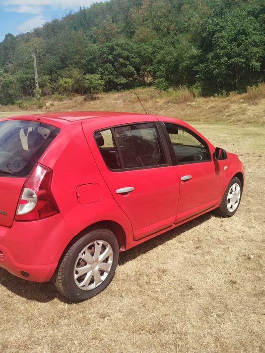 De vânzare Sandero, 1,4 mpi + gpl, 1650 euro negociabil