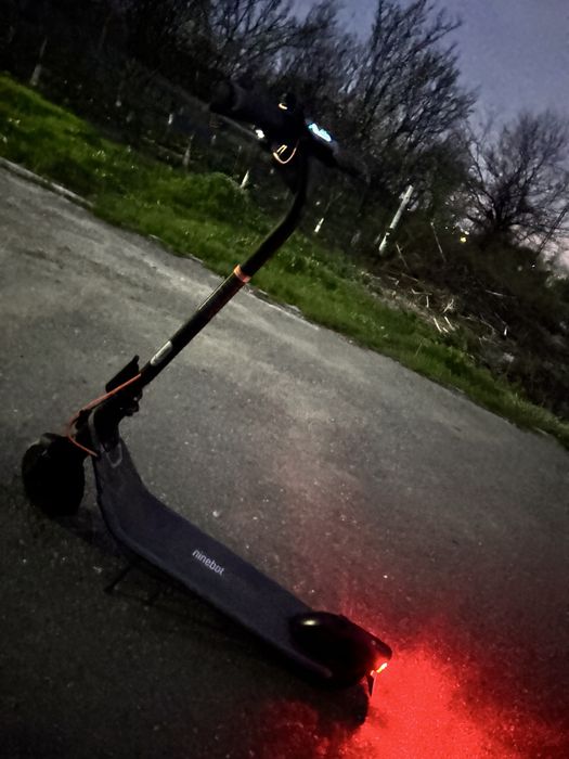 Trotineta Electrica Ninebot KickScooter E2 Plus
