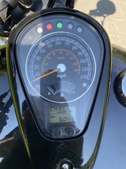 Suzuki Intruder C800