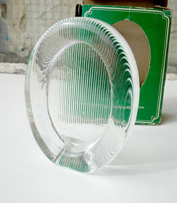 Стъклена фоторамка с елипсовидна форма