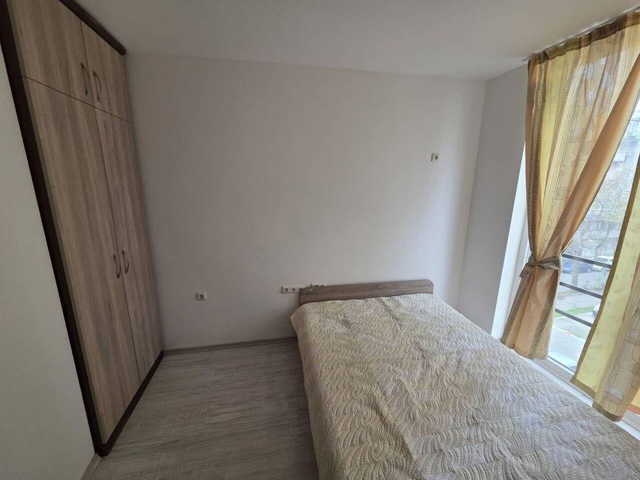 Дава се под наем Двустаен апартамент в Бургас, Възраждане - 45 кв.м за 378.93 € - Снимка #2