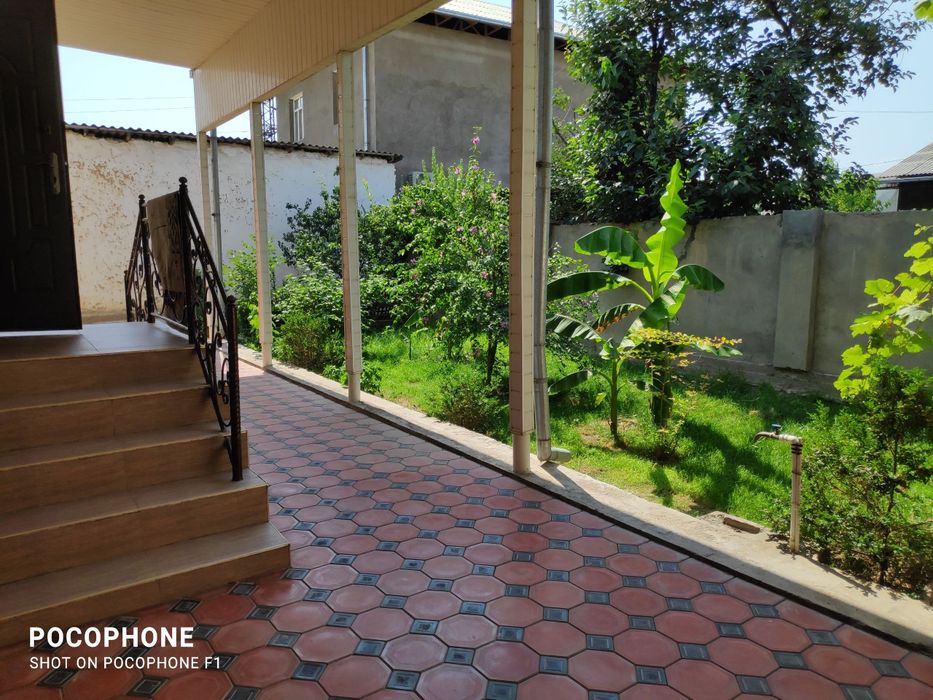 Срочно продаётся дом в р-не Водник!
Площадь участка — 5,7 соток,