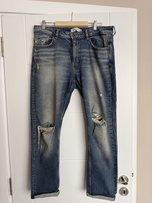 Скъсани дънка Zara