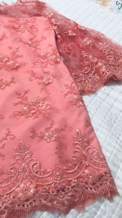 Продам платье от бренда Lichi