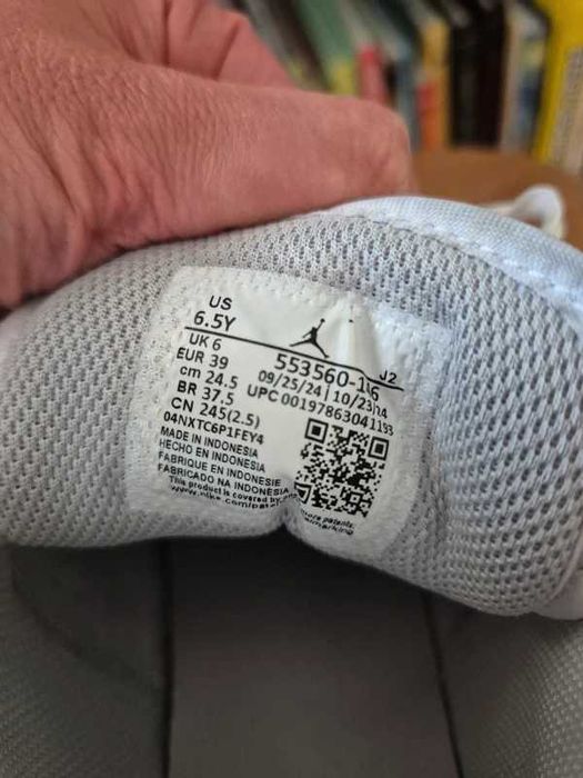 Sneakers Nike Air Jordan ca noi, 39, piele
