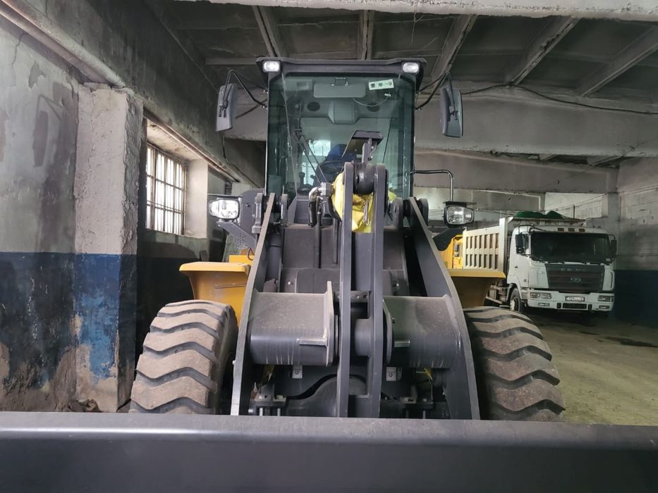 Услуги фронтального погрузчика