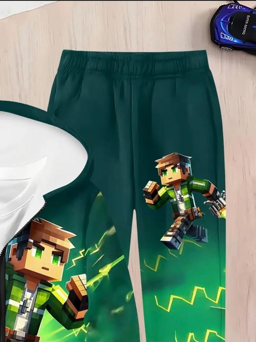 Спортивный костюм