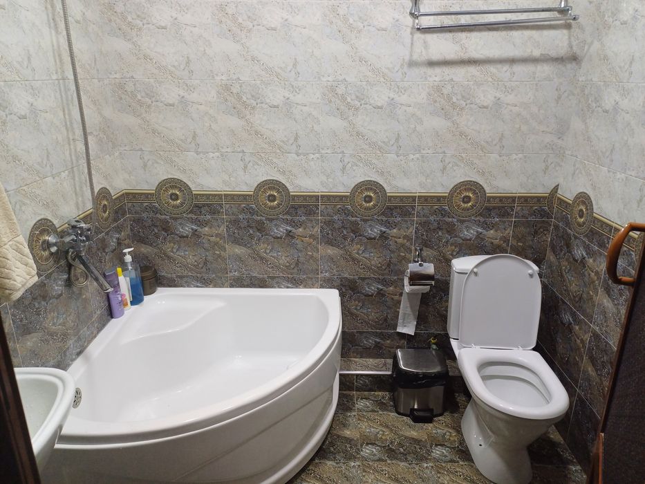 Uy uchastka,2.4sotok