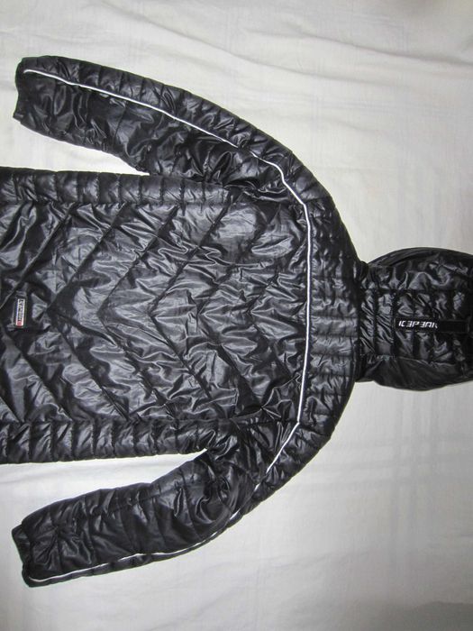Geaca copil IcePeak,9-10ani ( 140), poliamida,gluga, stare f.buna.