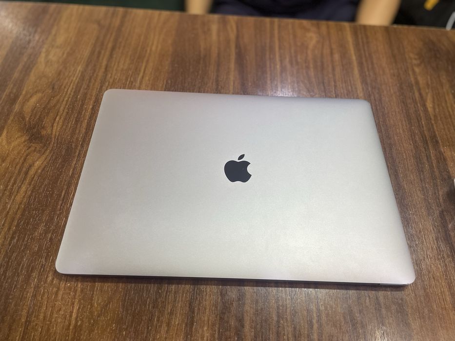 Macbookpro 16-512gb