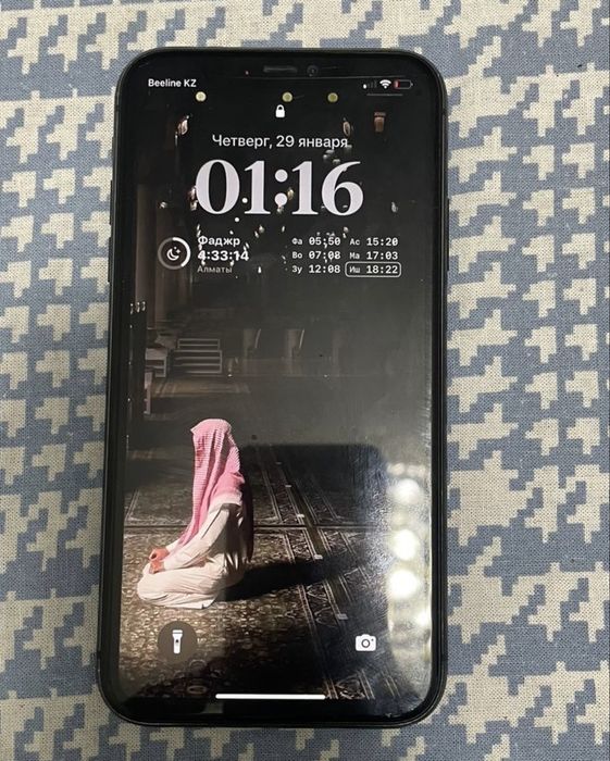 iPhone 11 в отличном состояние