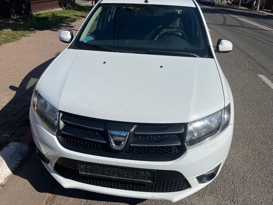 Bara fata logan 2014