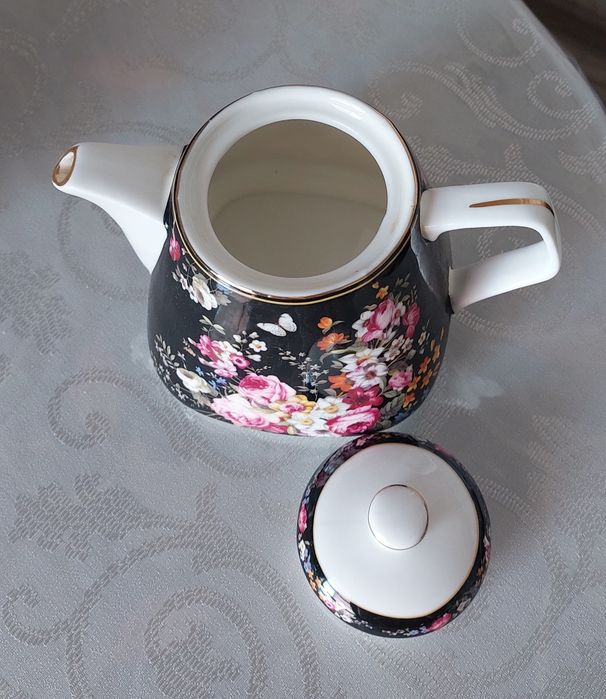 Продам заварочные чайники