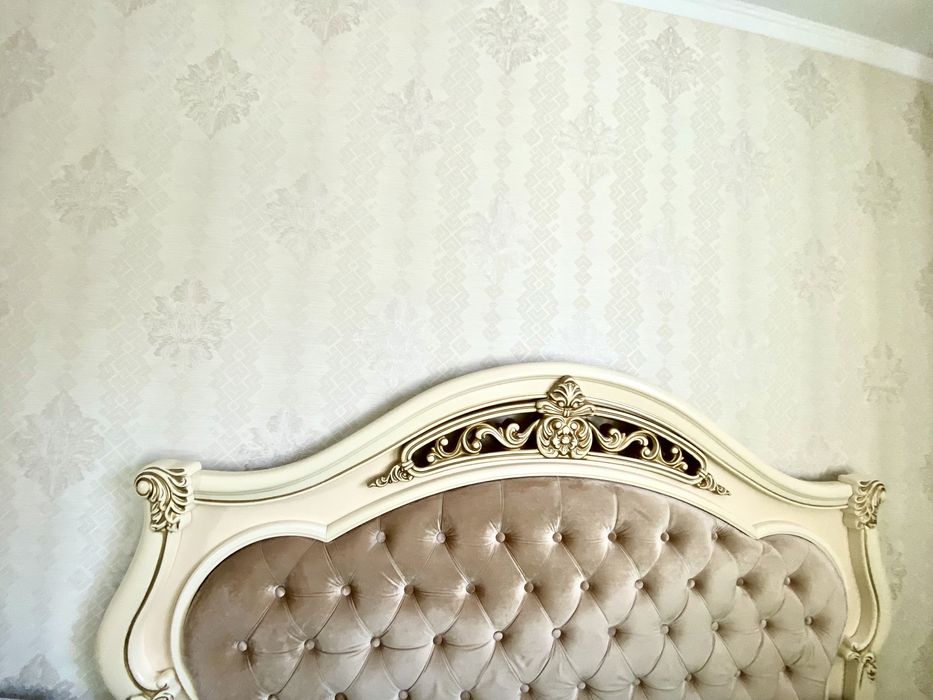 Продам спальный гарнитур Кассандра Россия