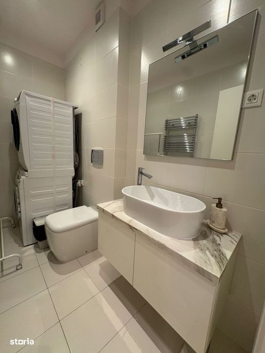Apartament 3 camere-127mp-piscina