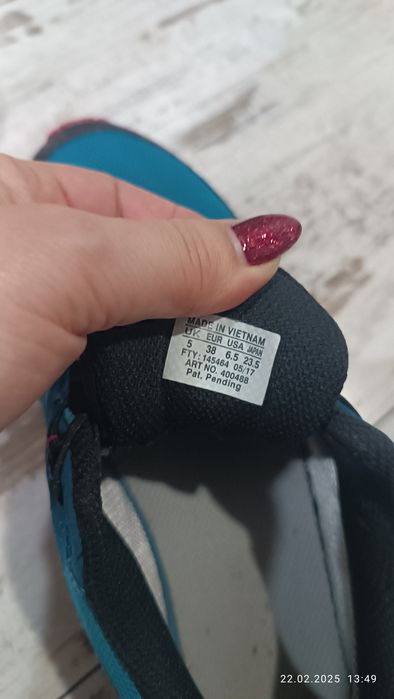 Маратонки   37 ,38