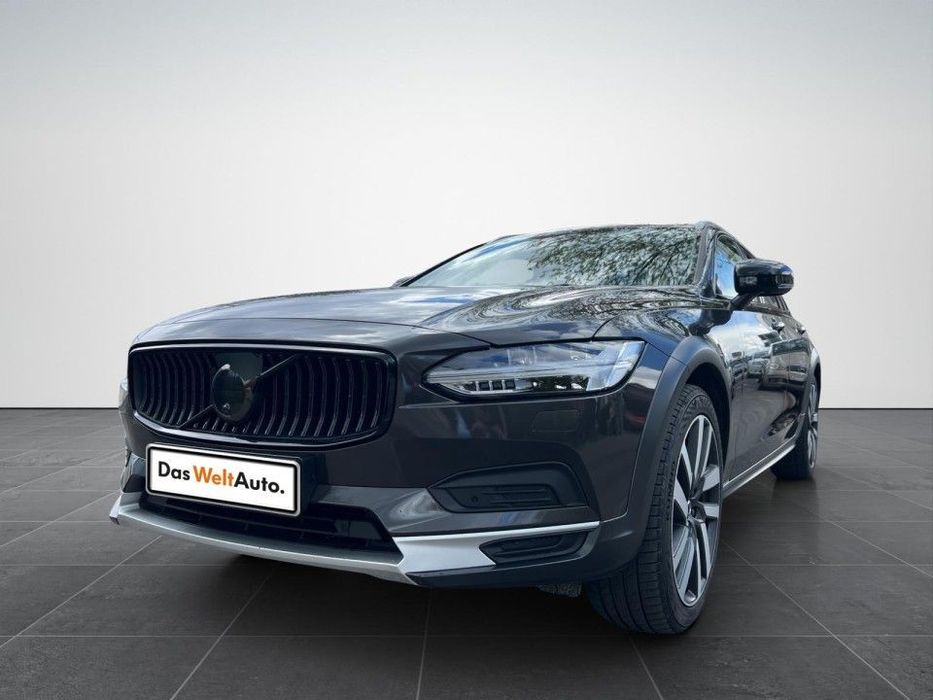 Volvo V90 Volvo V90 Cross Country D5