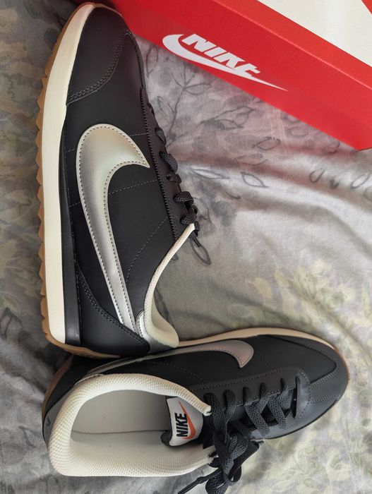 Оригинални дамски кожени маратонки NIKE Pacific .