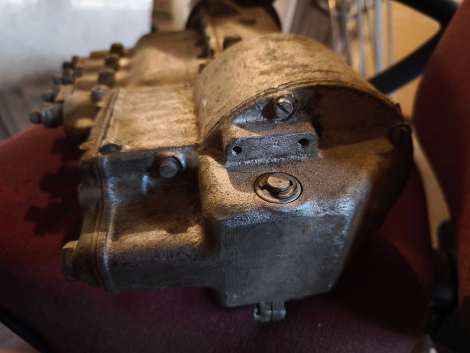 Нафтова помпа за ИФА