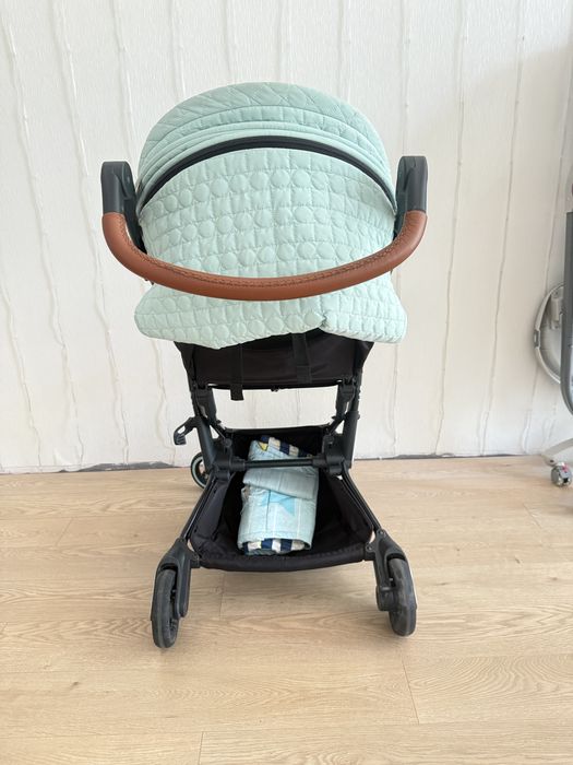 Коляска бебисинг компактная