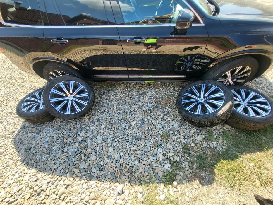 Volvo XC 90 B5 7 Locuri Inscription Camere 360 Panoramic  / Harman Kardon  / cârlig electric, scaune și volan încălzit.