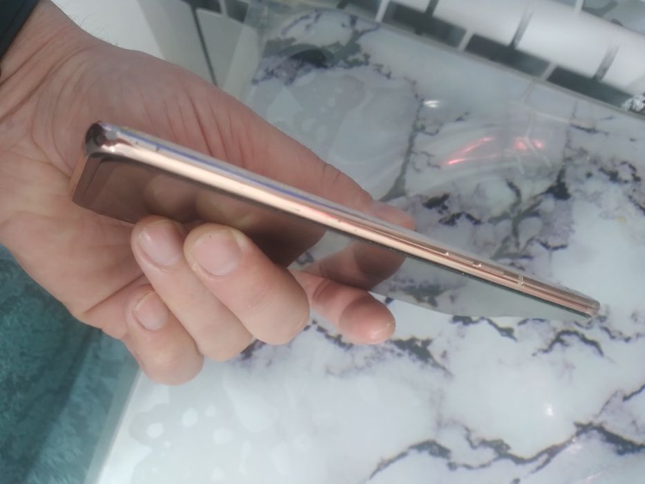 Телефон смартфон  Samsung a80