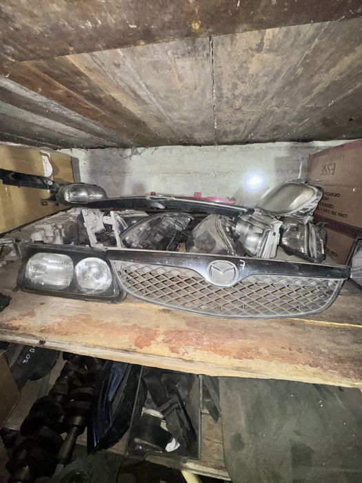 Фара решотка на мазда 626