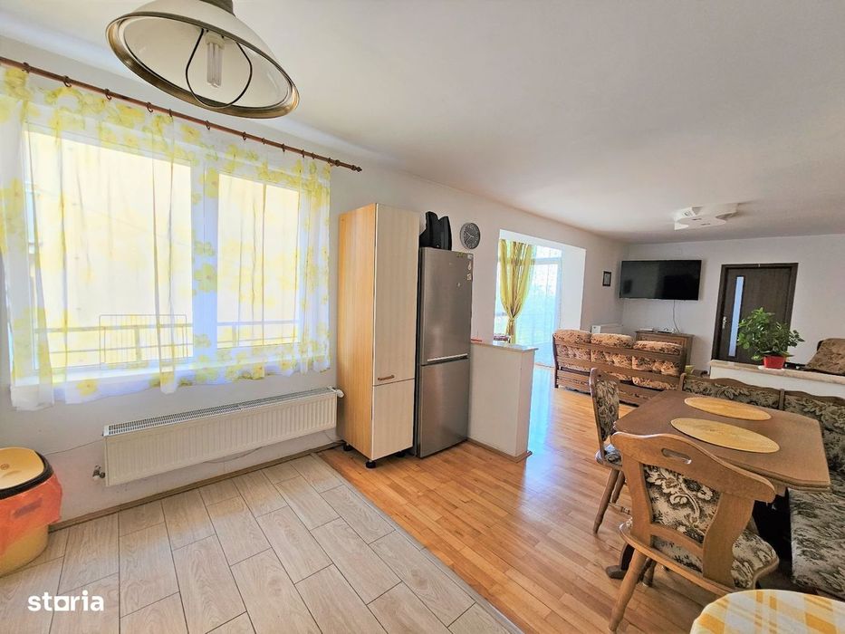 Apartament 7 camere, 200 mp, 3 niveluri, parcare- Borhanci