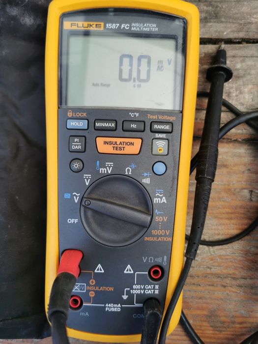 Aparat de măsură Fluke 1587 FC