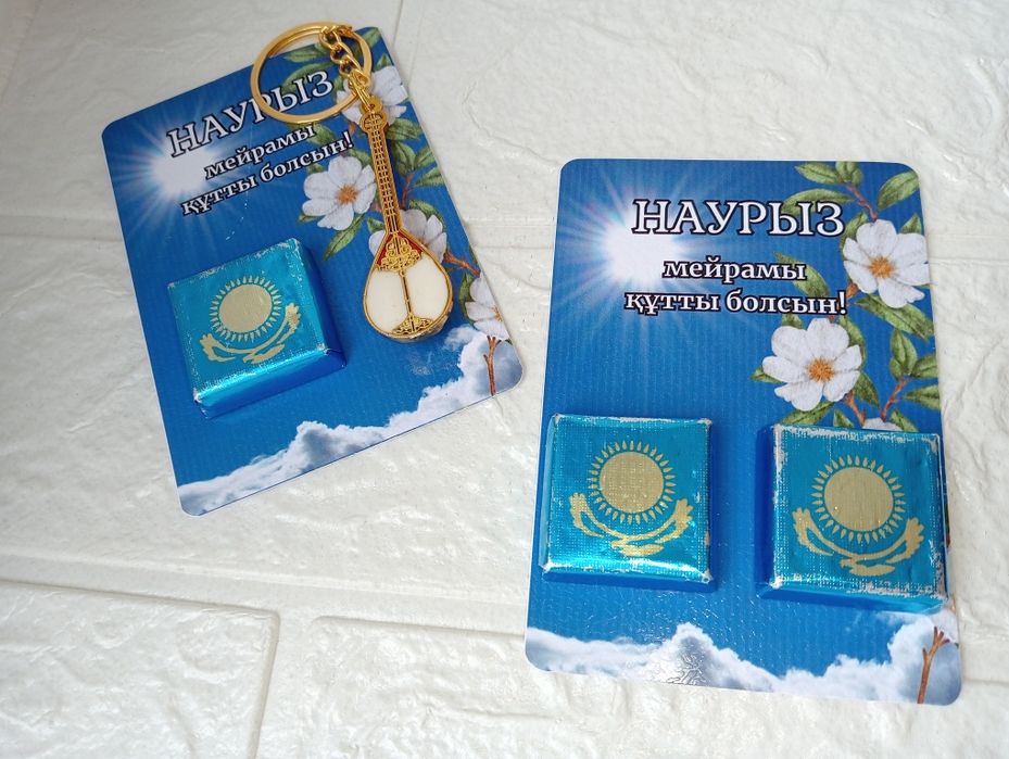 Пейньуарлардағы жалаңаш фотолар