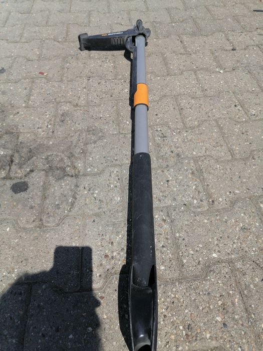 Fiskars w82 pt. buruieni