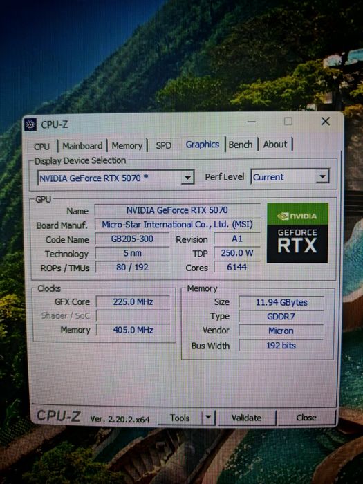 Геймърски компютър (Ryzen 7 7800X3D / RTX 5070 / 32GB DDR5 / Гаранция) + Опция за 2х Монитора