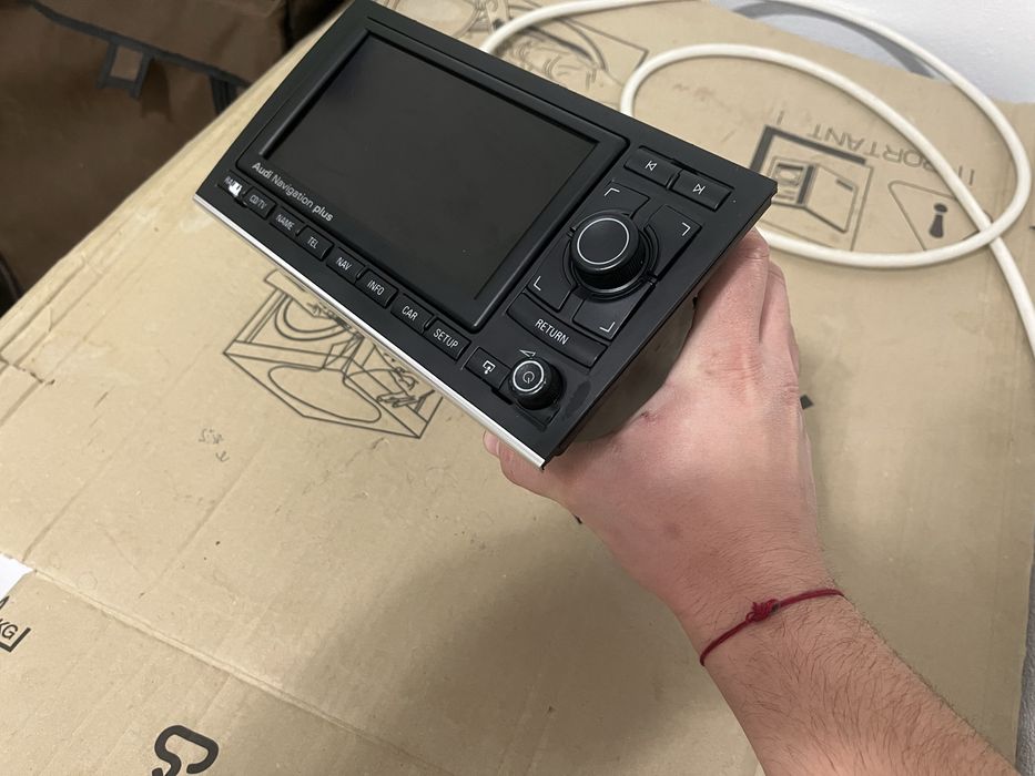 Оригинална навигация RNS-E, Audi A4 B7