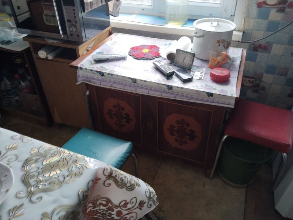 Продам тумбочки б/у