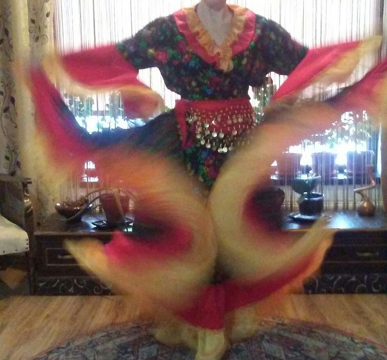 Costum pentru dansuri tiganesti