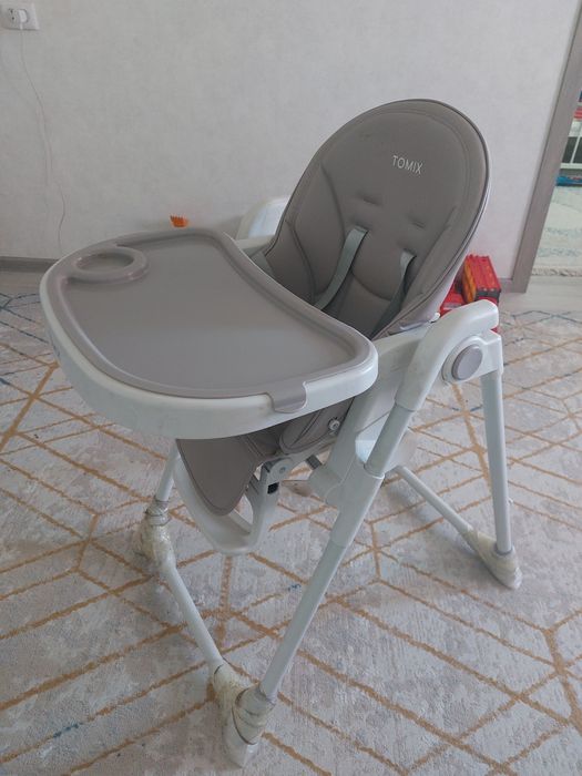 Продам детский стул для клрмления