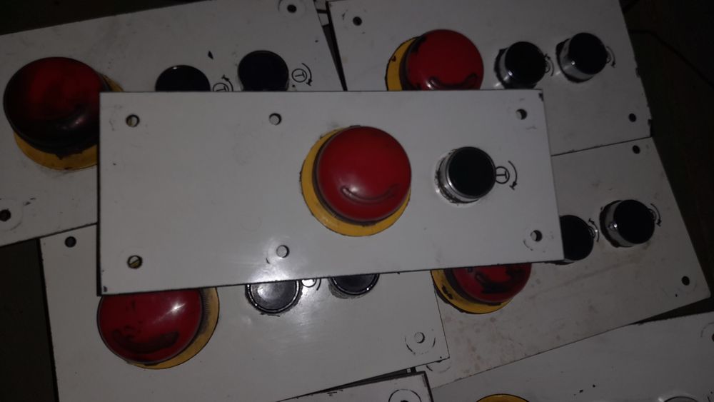 Пусковые кнопки пку-15