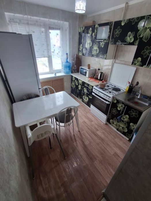 Продается 2 комн квартира