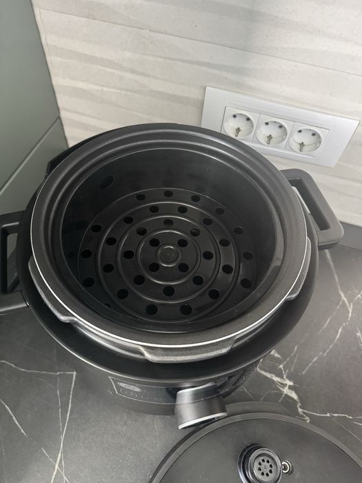 Oala electrica sub presiune Tefal Turbo Cuisine, capacitae 4,8 L