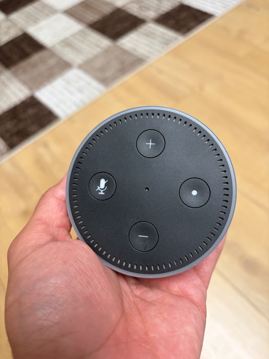 Vand Amazon Alexa, Echo dot generatia a 2-a - stare foarte buna!
