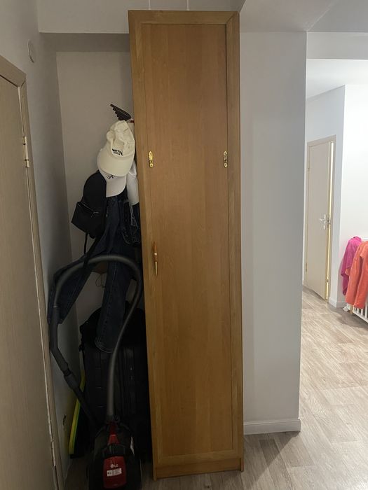 Комод с зеркалом