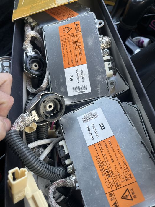 Блок ксенона d2r d2s