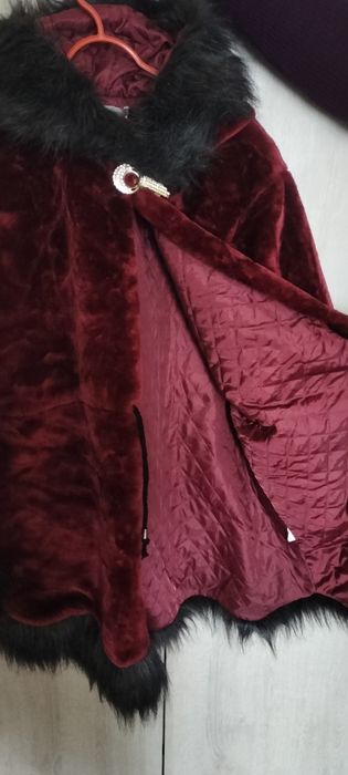 Продам шубу короткую