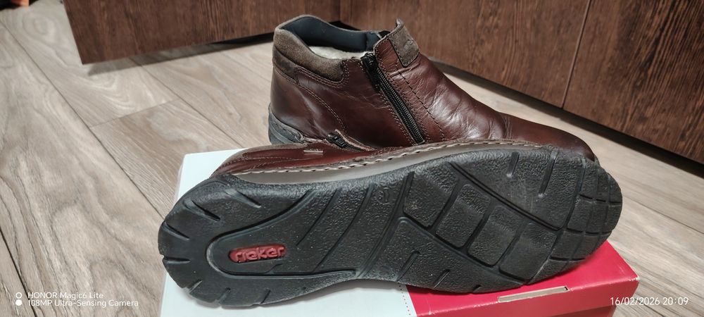 Ghete piele Rieker 46