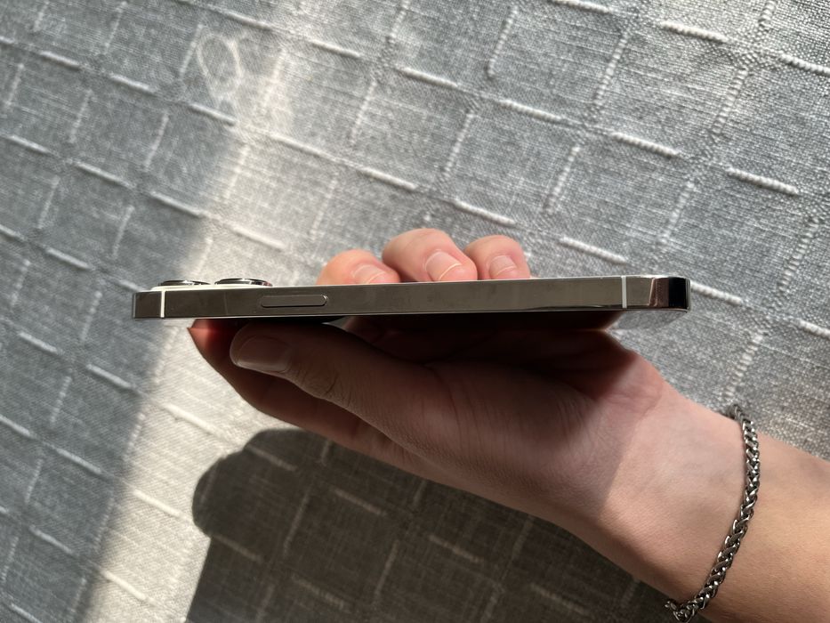 Iphone 13 pro srochno KH/A