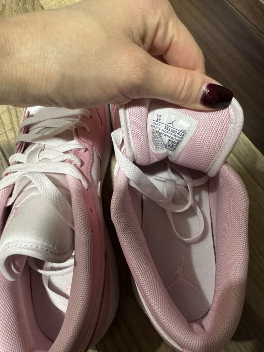 Кроссовки Nike air jordan